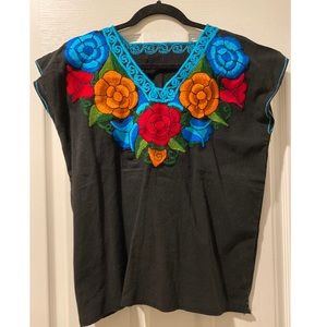 Hand Embroidered Mexican Blouse Size S. Black.